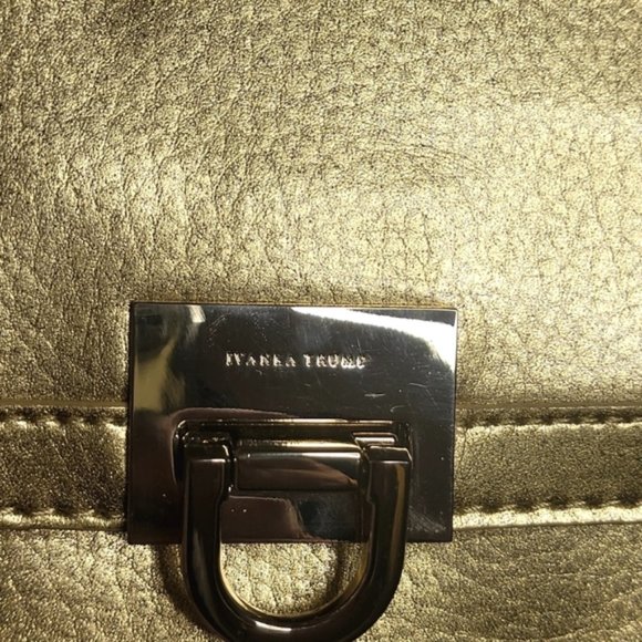 Brand New Ivanka Trump Gold Purse with Dust Bag - Picture 6 of 6